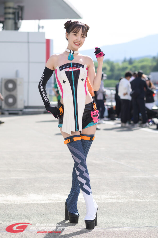 松原杏佳 レーシングミクサポーターズ 2026年/スーパーGTの写真①