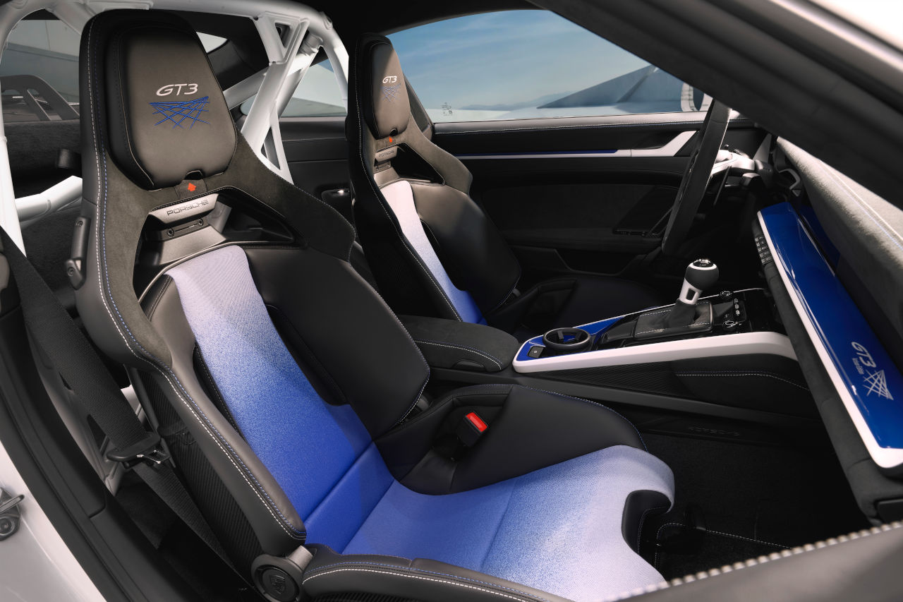 日本限定30台、マンタイキットを装備する『911 GT3アルティザンエディション』の予約受注が開始