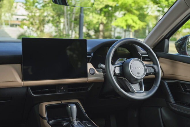 マツダ、新型『CX-5』が発売1カ月で受注1万台超えと発表。月間計画5倍の好調、若年から年配まで幅広い層に支持