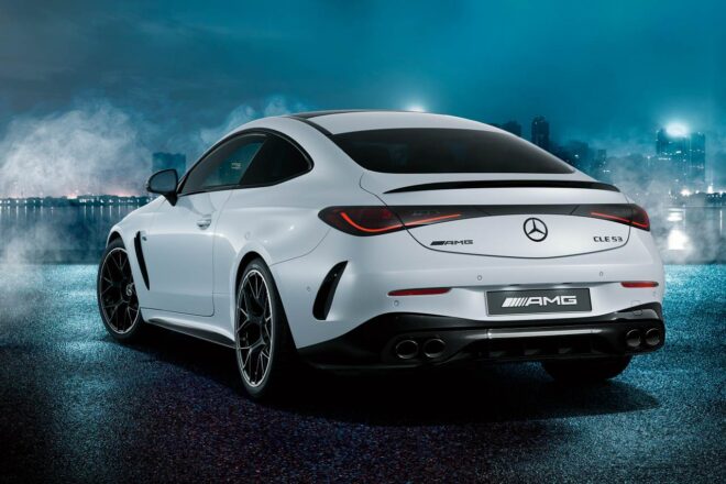 メルセデスAMG、中核クーペ『CLE 53』にカーボン多用の武闘派限定車“Edition Night Carbon”を設定