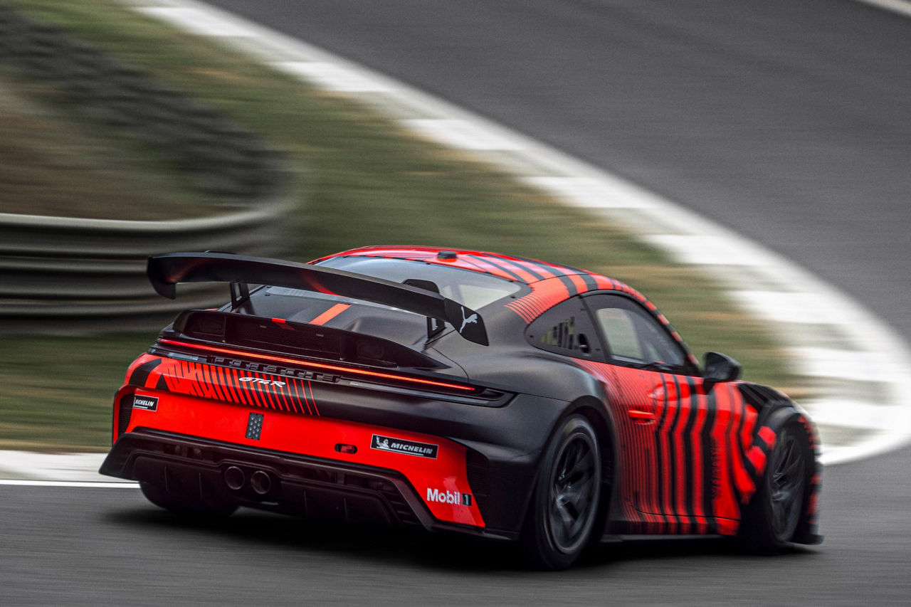 ポルシェが新型GT4マシン『911 GT4 R』を発表。718ケイマンの後継機として2027年デビュー予定