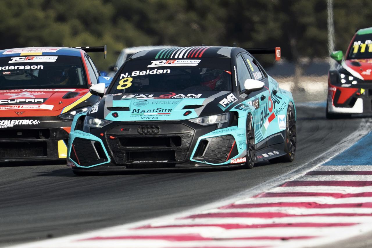 【WEEKLY ROUND UP】緑豊かな丘陵地帯に響く豪州V8の美声／NASCAR＆ザ・ローリング・ストーンズ