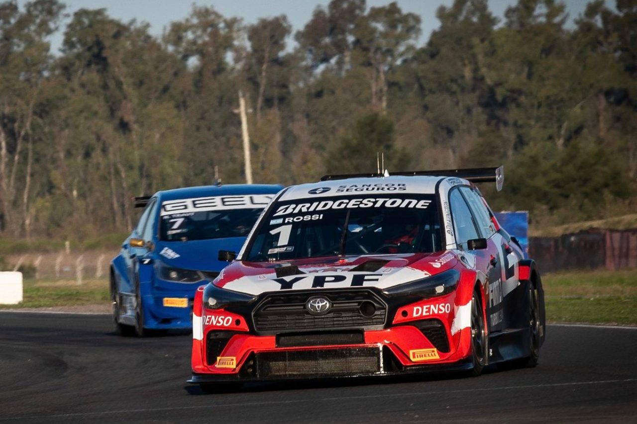 【WEEKLY ROUND UP】緑豊かな丘陵地帯に響く豪州V8の美声／NASCAR＆ザ・ローリング・ストーンズ