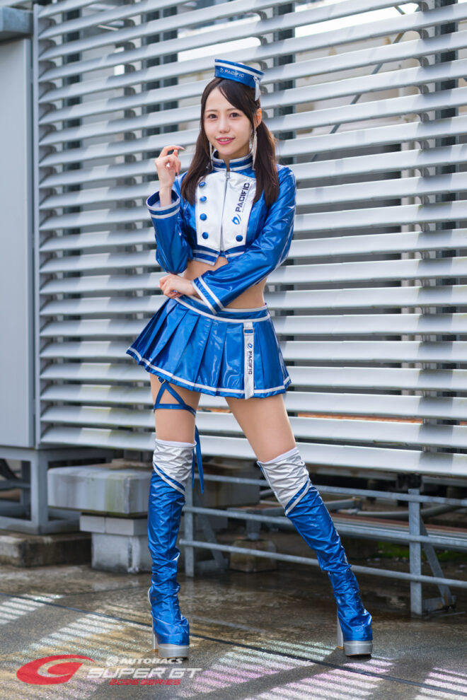 弓川いち華 Pacific Fairies 2026年/スーパーGTの写真①