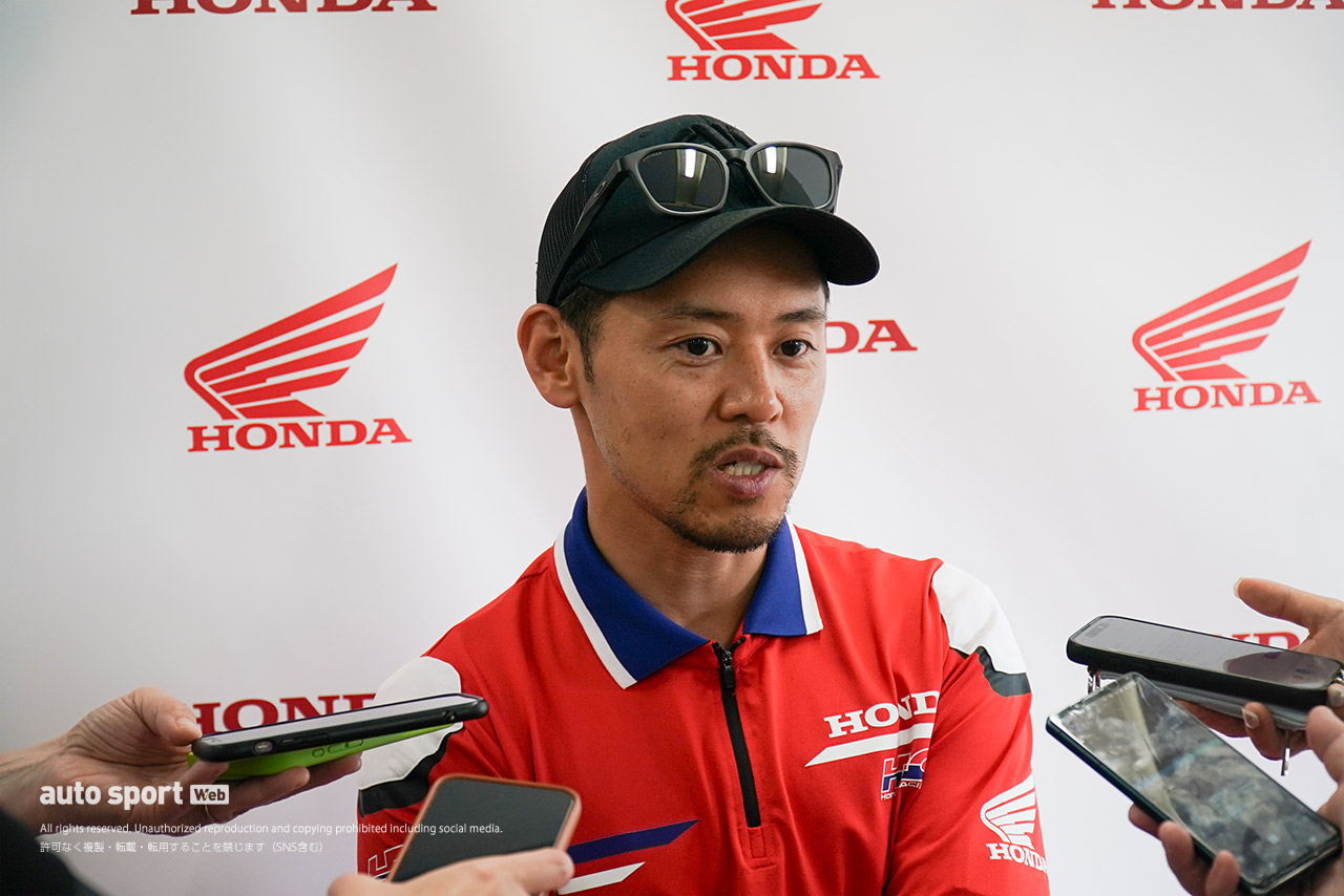 「ホンダと巧さんがセットしてくれたバイク」を乗りこなしたレイが金曜予選トップに。チャントラのチーム合流も順調／鈴鹿8耐