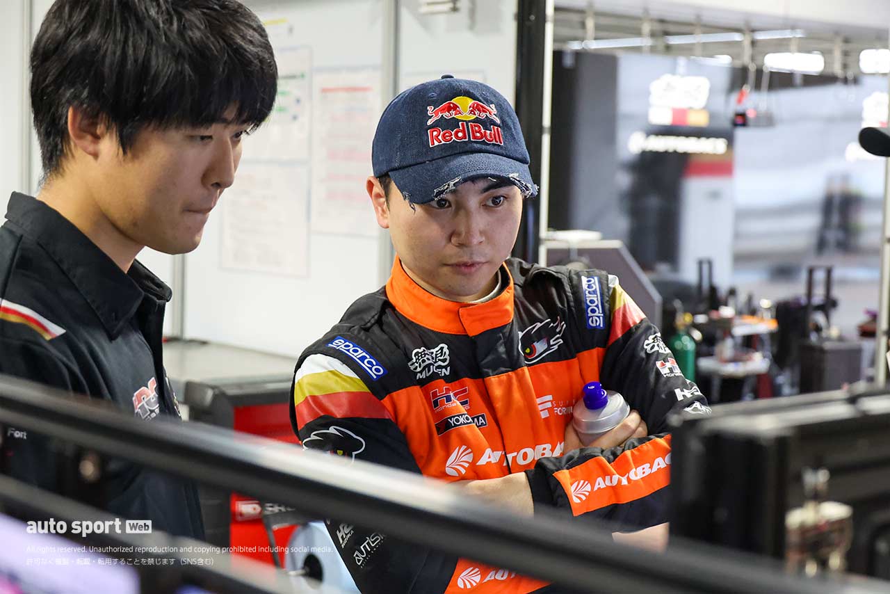 岩佐歩夢（TEAM MUGEN AUTOBACS）