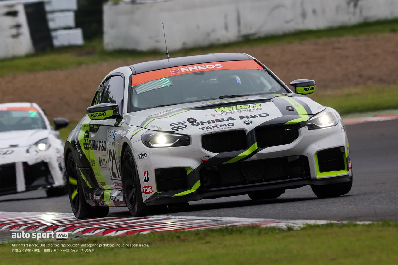 速さを増すスーパー耐久ST-3クラスのHitotsuyama BMW M2 Racing。RC350とのバトルを目指し改良進む