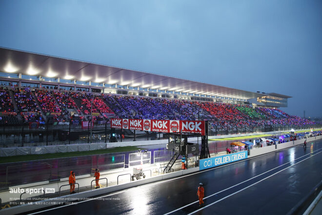 2026鈴鹿8耐にペンライトが灯る