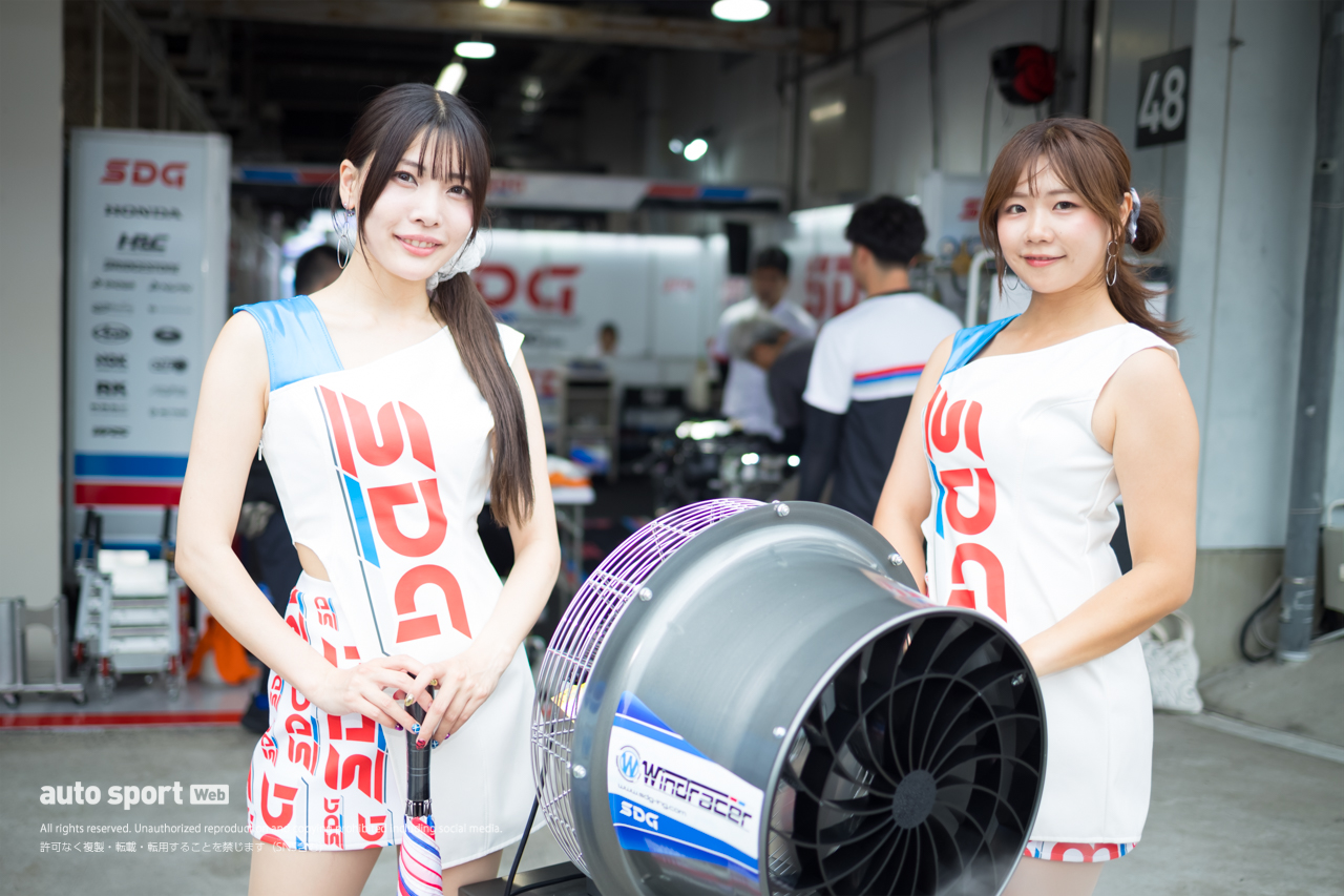梅雨空を吹き飛ばす笑顔で盛り上げた鈴鹿8耐レースクイーンギャラリー