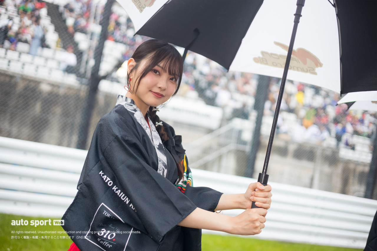 梅雨空を吹き飛ばす笑顔で盛り上げた鈴鹿8耐レースクイーンギャラリー