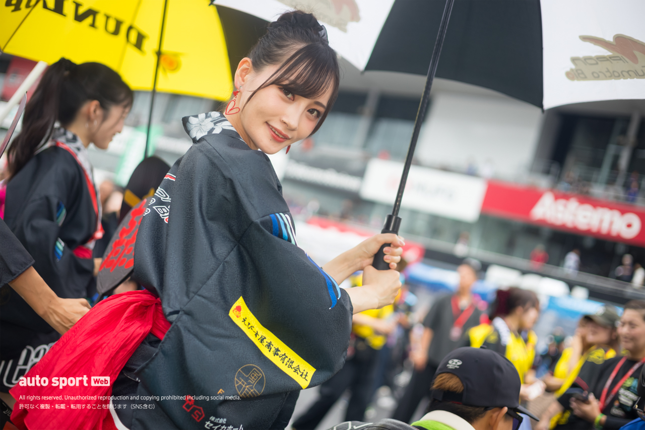 梅雨空を吹き飛ばす笑顔で盛り上げた鈴鹿8耐レースクイーンギャラリー