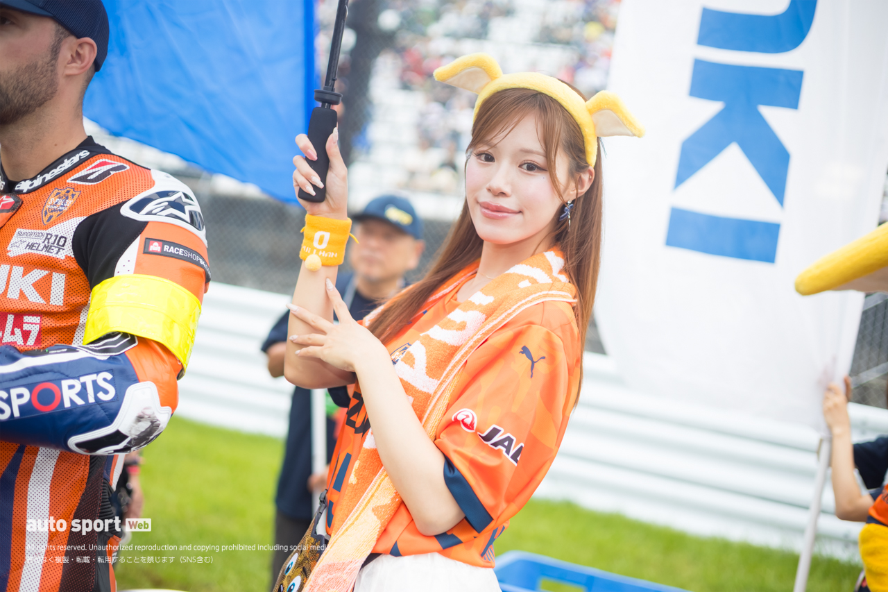 梅雨空を吹き飛ばす笑顔で盛り上げた鈴鹿8耐レースクイーンギャラリー