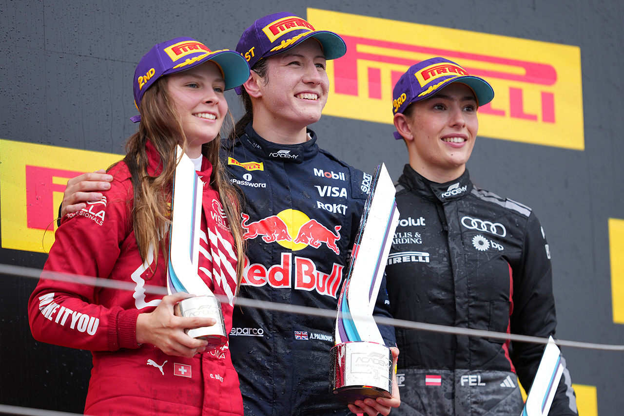 2026年F1アカデミー第3戦シルバーストン　フィーチャーレース表彰式