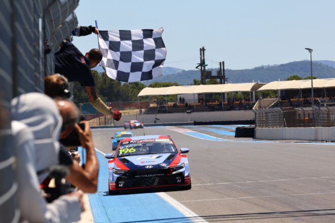 アズコナが今季2度目の予選最速から初優勝。母国開催でクレーレも悲願成就／TCRワールドツアー第3戦