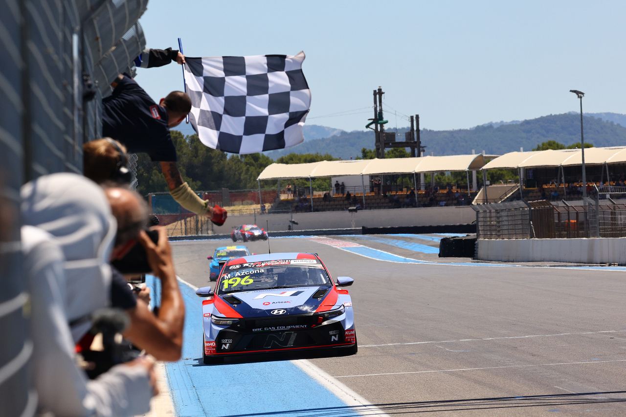 アズコナが今季2度目の予選最速から初優勝。母国開催でクレーレも悲願成就／TCRワールドツアー第3戦
