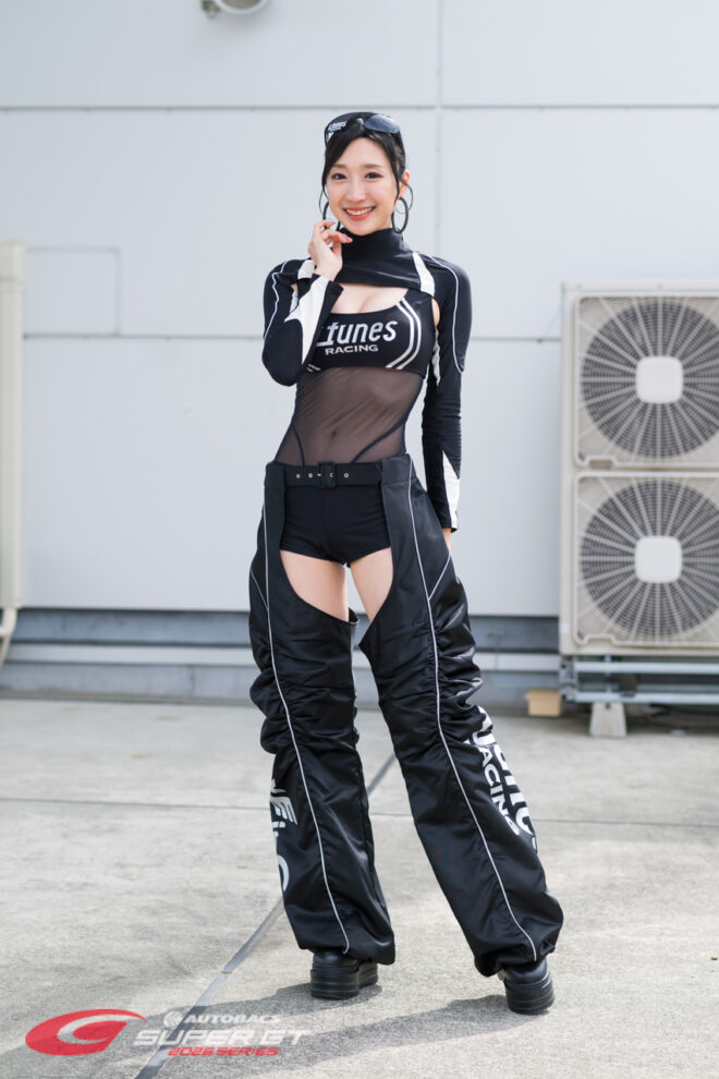 八乙女あんな WinG 2026年/スーパーGTの写真①