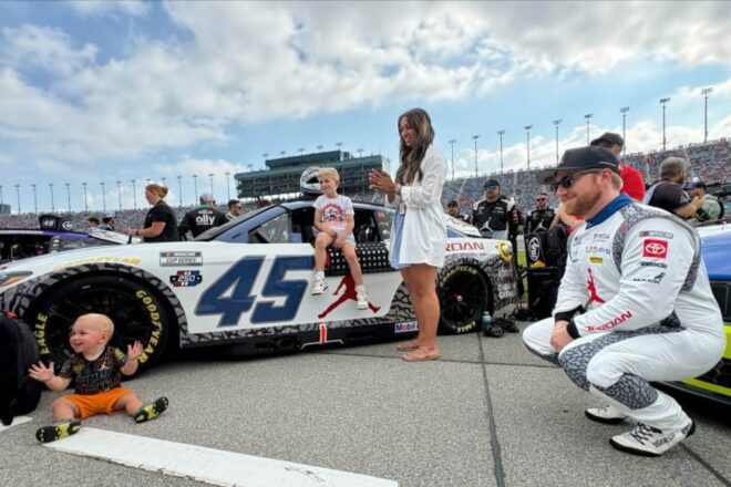 約7年ぶり開催シカゴランドで、手負いの僚友を退けたチェイス・ブリスコが今季初優勝／NASCAR第19戦
