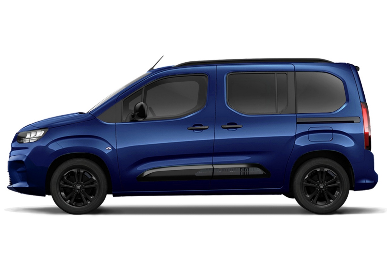 フィアット、主力MPV『ドブロ』に特別なボディカラーの日本専用車“Oceano Blu”を80台限定導入