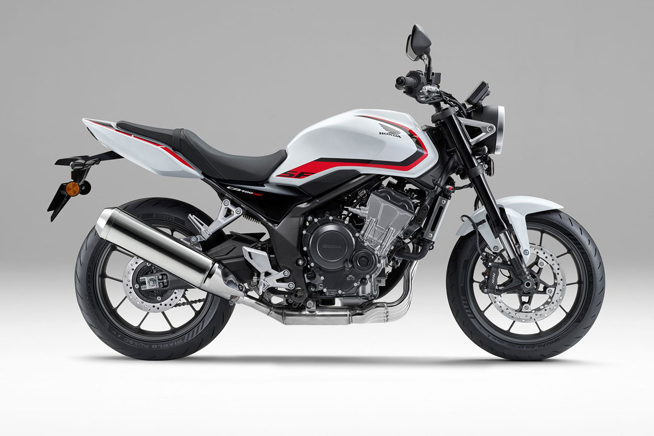 ホンダCB400 SUPER FOURが復活。新設計4気筒エンジンとE-Clutchを搭載、99万8800円で8月21日発売