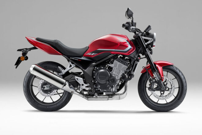 ホンダCB400 SUPER FOURが復活。新設計4気筒エンジンとE-Clutchを搭載、99万8800円で8月21日発売