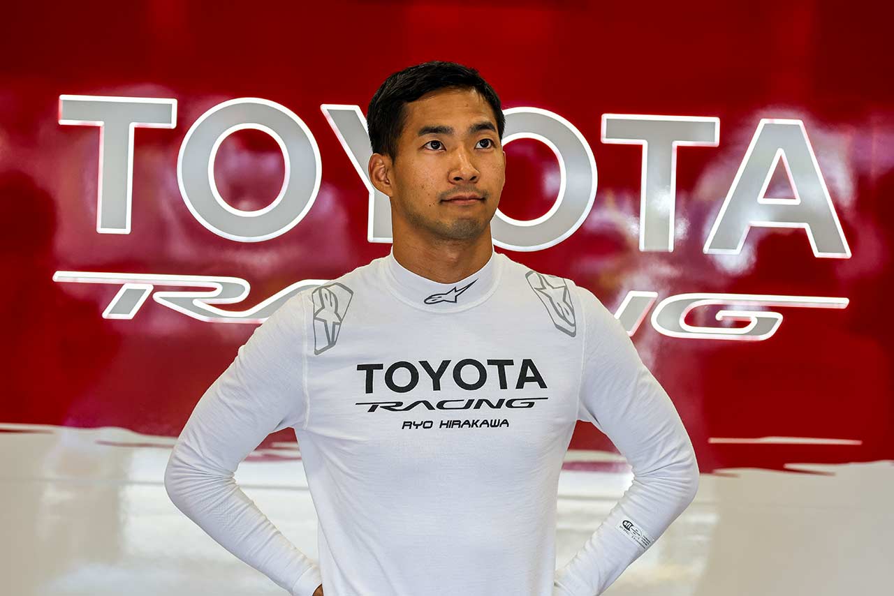 平川亮