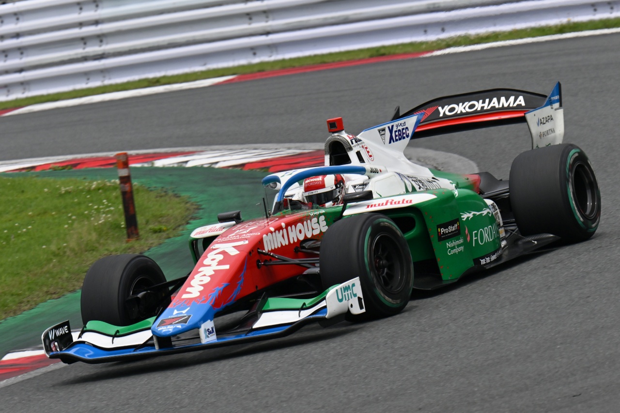 Juju（HAZAMA ANDO Triple Tree Racing）