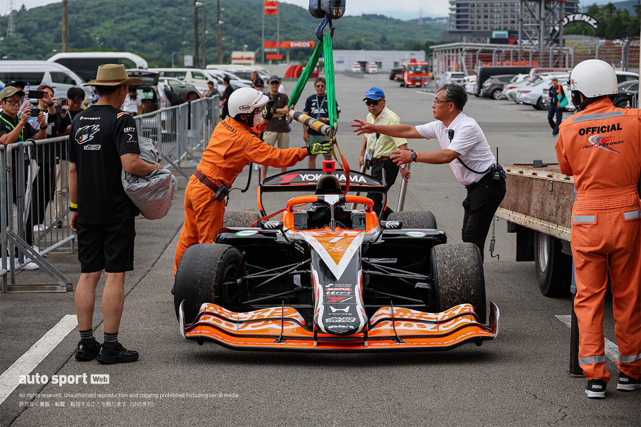 岩佐歩夢（TEAM MUGEN AUTOBACS）