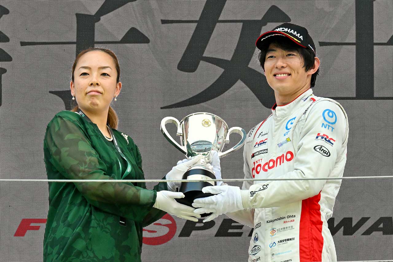 瑶子女王殿下と太田格之進