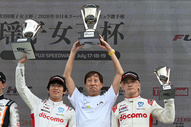 太田格之進／村岡潔プリンシパル／牧野任祐（DOCOMO TEAM DANDELION RACING）