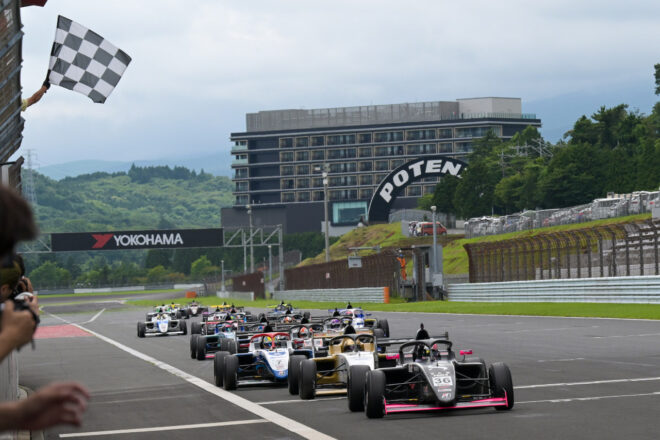 KYOJOフォーミュラ初のスタンディングスタートが第2戦で採用。三浦愛と斎藤愛未の師弟コンビが優勝飾る
