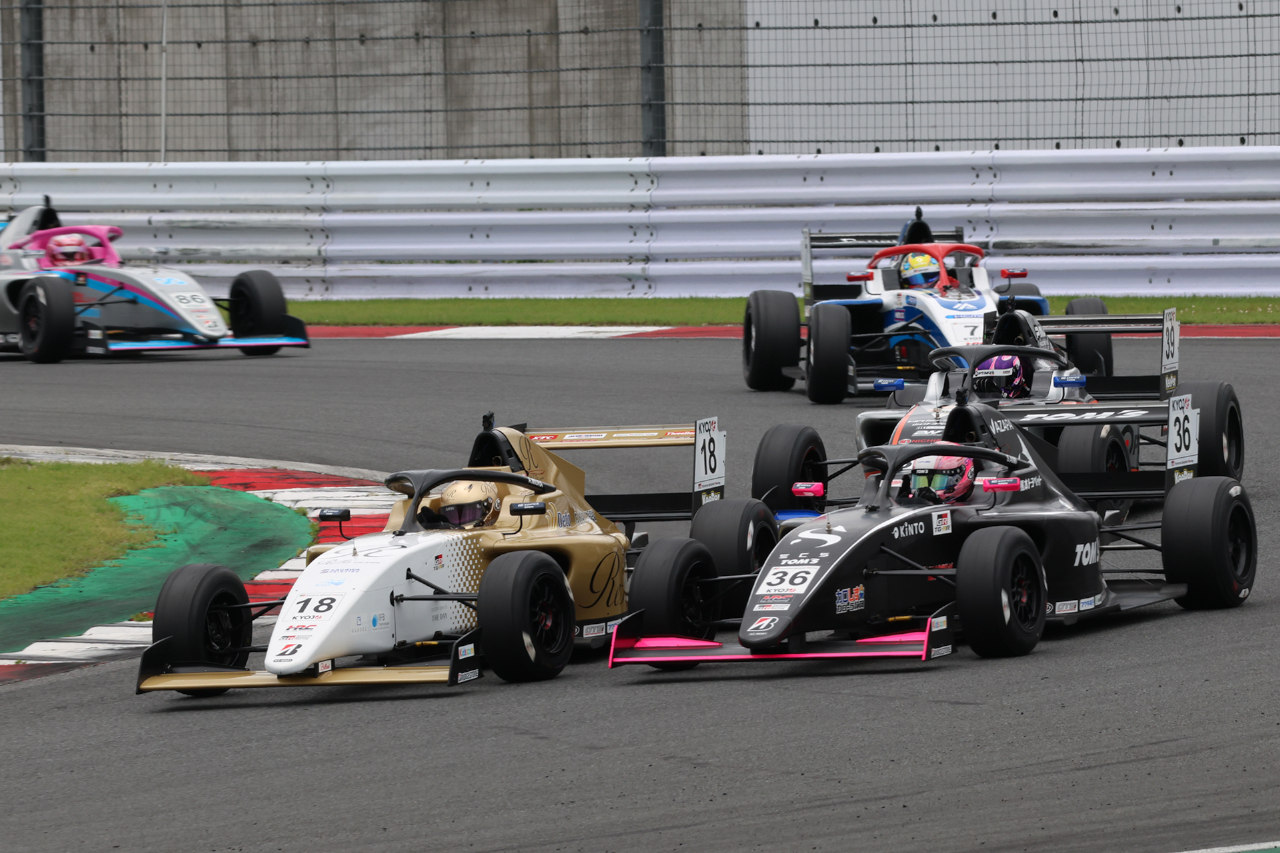 KYOJOフォーミュラ初のスタンディングスタートが第2戦で採用。三浦愛と斎藤愛未の師弟コンビが優勝飾る