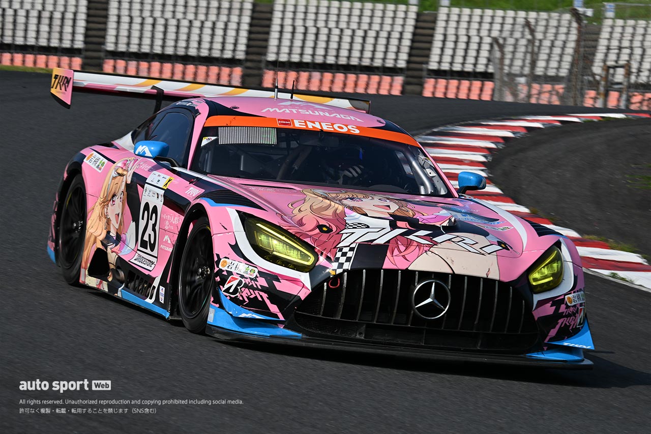 暑さのなかD’station Ferrari 296 GT3がスーパー耐久第5戦オートポリスで今季初の総合ポールを獲得