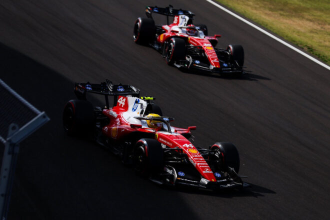 ルイス・ハミルトンとシャルル・ルクレール（フェラーリ）