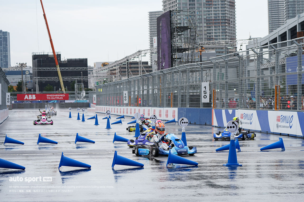 KYOJOドライバーがフォーミュラE東京でタイムアタックバトル。EVカートの速さと市街地コースに驚き