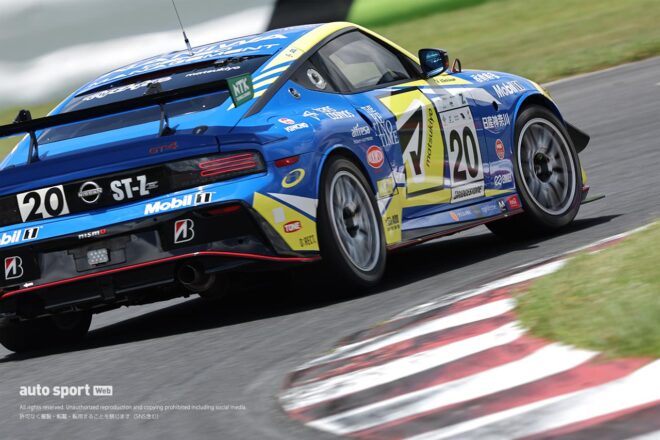 スーパー耐久第5戦オートポリスはトラブル多発のサバイバルに。TKRI松永建設AMG GT3が今季2勝目を飾る