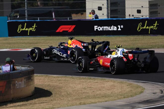 マックス・フェルスタッペン（レッドブル）＆ルイス・ハミルトン（フェラーリ）