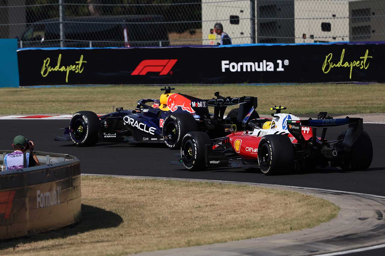 マックス・フェルスタッペン（レッドブル）＆ルイス・ハミルトン（フェラーリ）