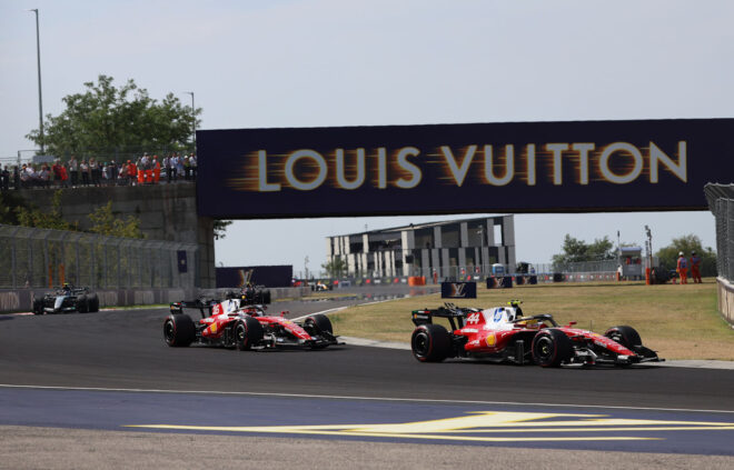 ルイス・ハミルトンとシャルル・ルクレール（フェラーリ）