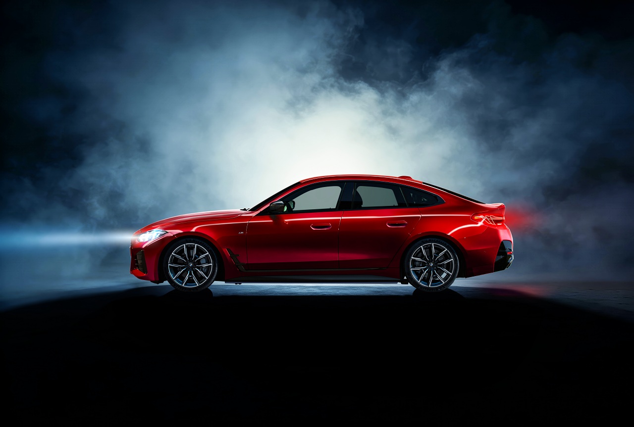 BMW、ミニの4輪駆動『カントリーマン』と『4シリーズ・グランクーペ』に装備厳選＆充実の新グレードが追加