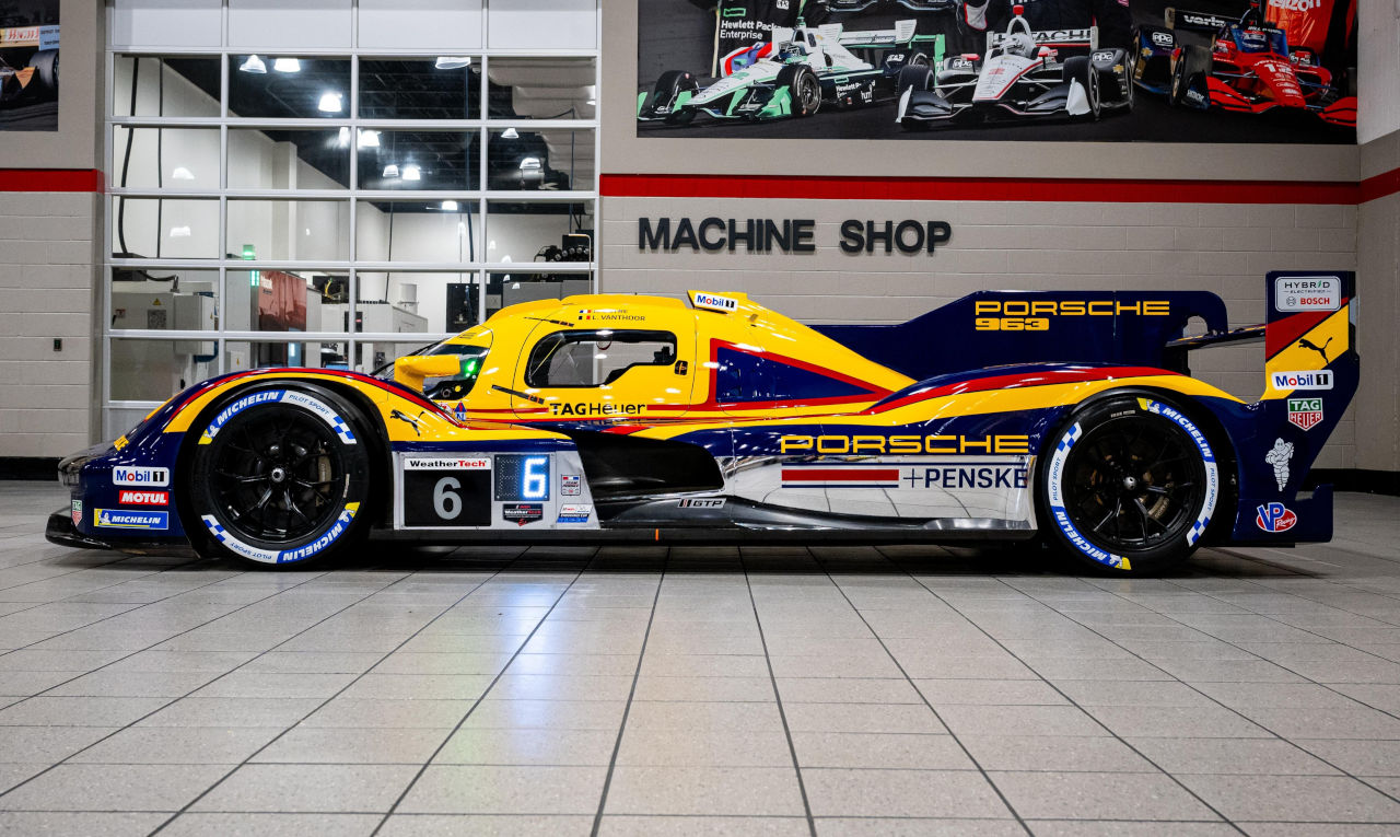 ポルシェ・ペンスキーが栄光のマシンをトリビュート。2台の『963』がロード・アメリカで特別カラーをまとう／IMSA