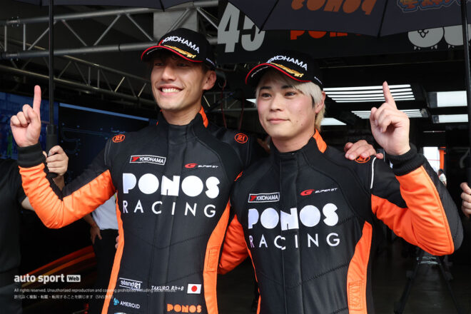 篠原拓朗と川端伸太朗（PONOS FERRARI 296 EVO）