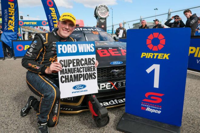 マット・ペインが2勝を挙げフォードが王座に。強豪T8もブロック・フィーニーが復活の勝利／RSC第8戦