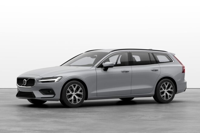 ボルボ、象徴的エステート『V60』に新たなエントリーモデルを導入。同時に2種類の特別仕様車も設定