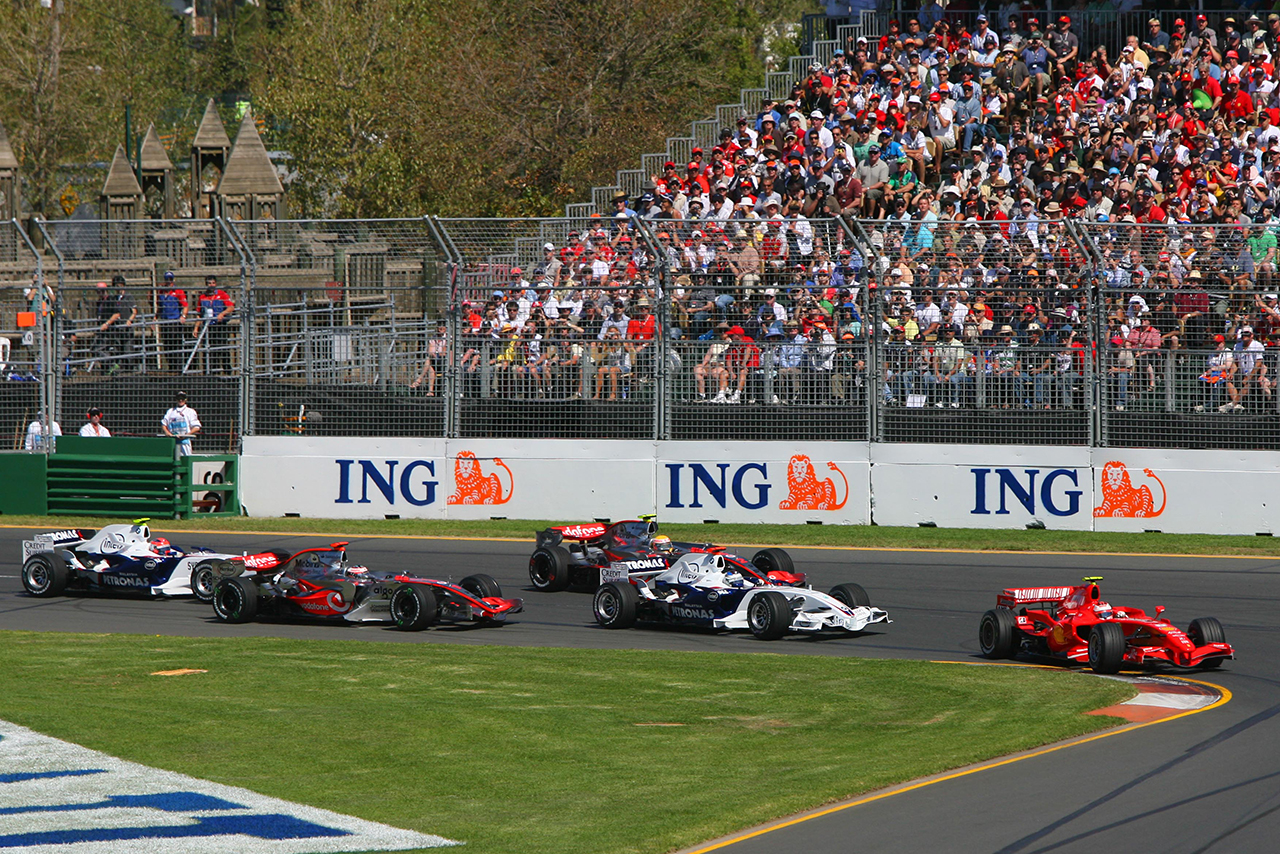 2007年F1第1戦オーストラリアGP表彰式　スタート