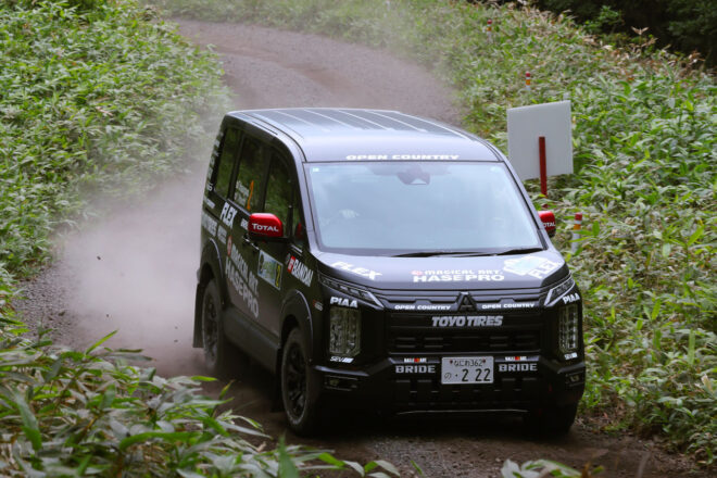 トーヨータイヤのオープンカントリー装着車がXCRスプリントカップ第4戦『浅間アタック』で激しいバトルを展開