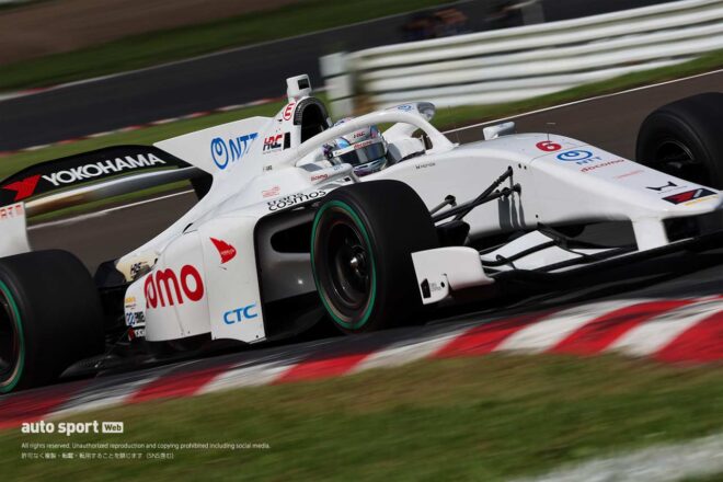 太田格之進（DOCOMO TEAM DANDELION RACING）