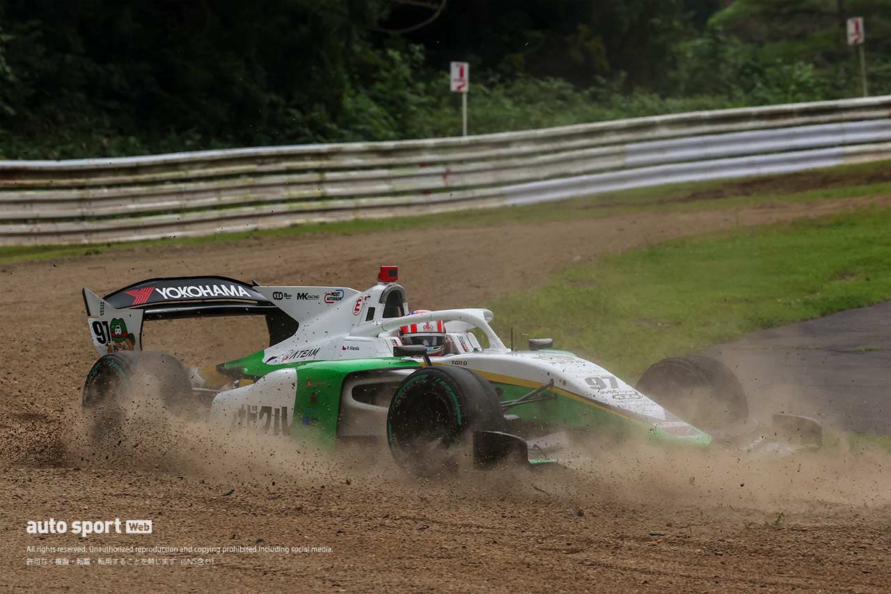 ロマン・スタネック（Buzz MK RACING）