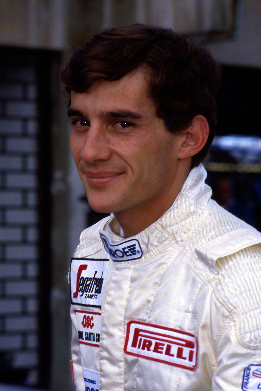 1984年にトールマンからF1デビューを迎えたアイルトン・セナ