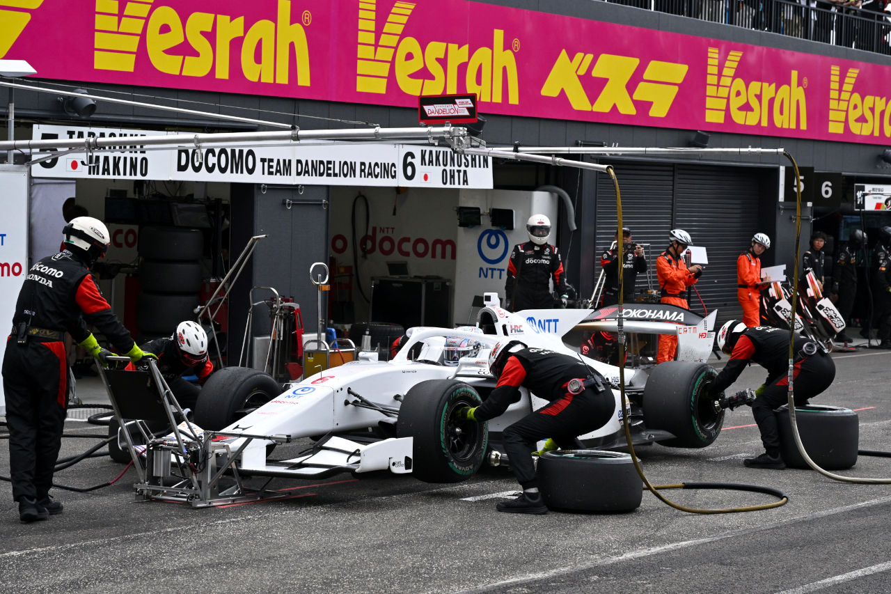 DOCOMO TEAM DANDELION RACING 2026スーパーフォーミュラ第8戦SUGO レースレポート