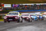 メルセデスAMGの新型A35サルーンが初優勝。元世界戦経験者チルトンもひさびさの勝利／BTCC第6戦